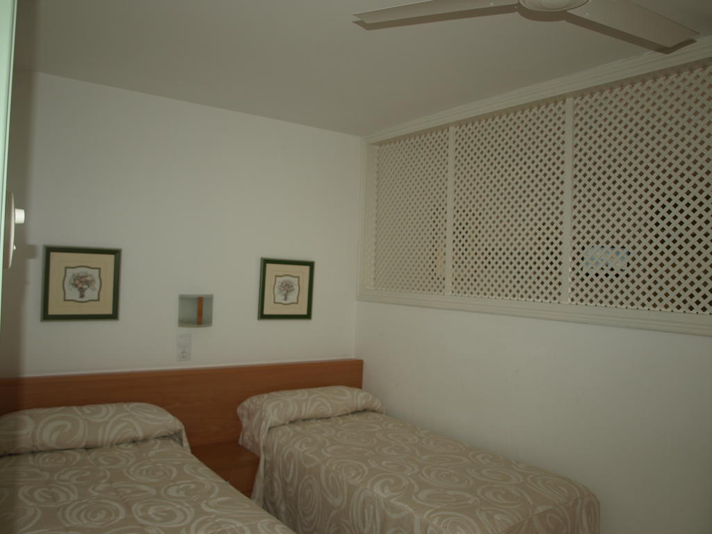 Apartaments Geminis Cambrils Habitación foto