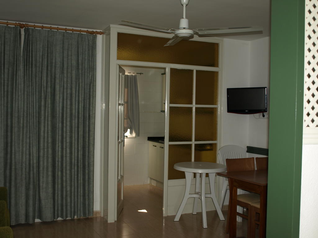 Apartaments Geminis Cambrils Habitación foto
